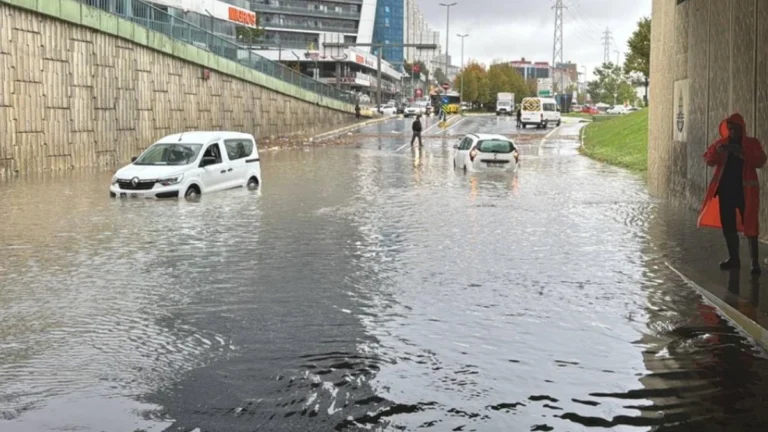 Flooding in Istanbul Turkey on October 14, 2026