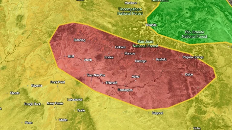 Google earth overlay of nws-wpc-moderate risk-ero-nov1-2026