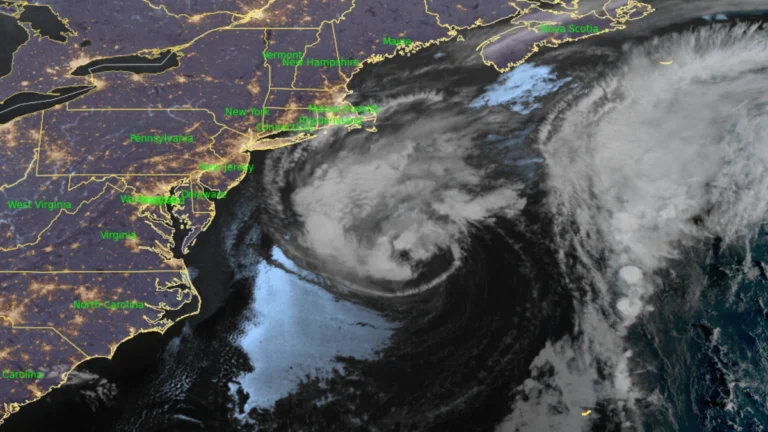 Satellite image of US east coast at 1050 UTC on October 21, 2026