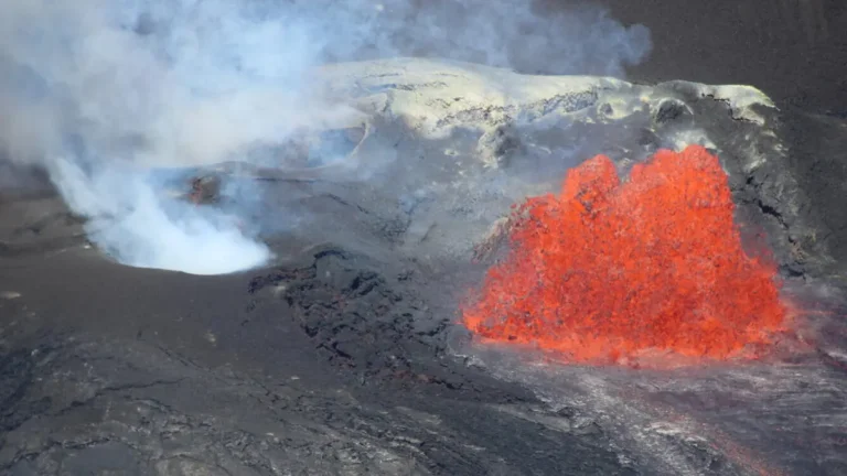 Episode 54 of lava fountaining at Kīlauea summit began on August 25, 2026.