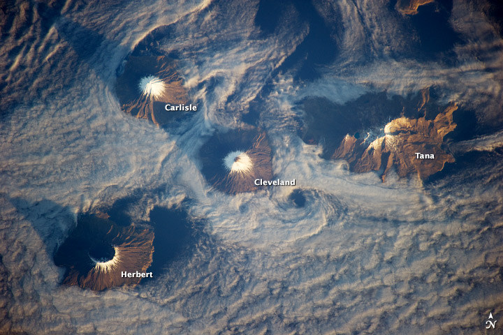 Islands_of_the_Four_Mountains_ISS