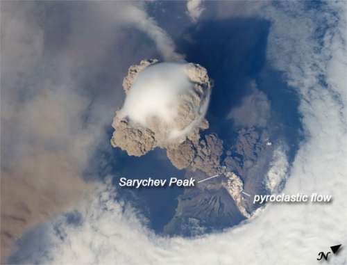 Early stages of the eruption of the Sarychev on June 12, 2009
