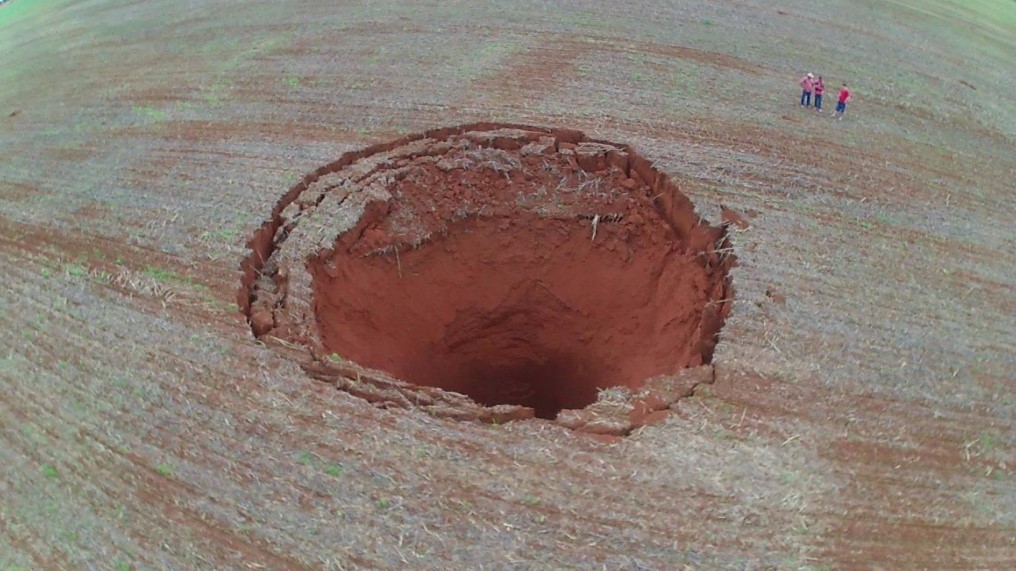 Coromandel sinkhole, Brazil - November 6, 2017