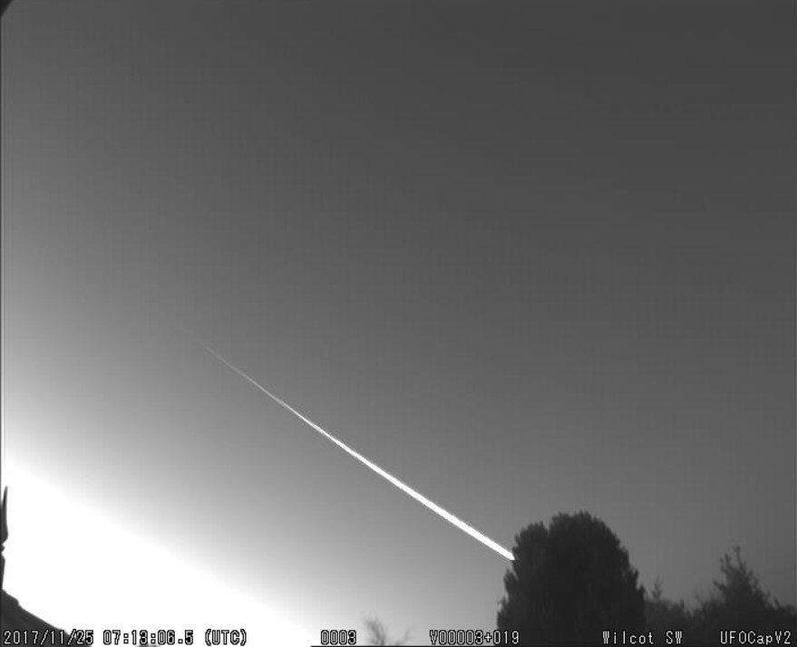 Fireball over the United Kingdom at 07:12 UTC on November 25, 2017