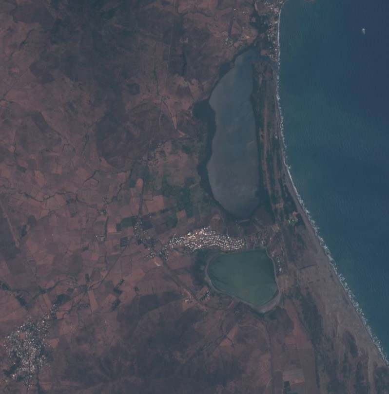 Laguna del Farallon on April 18, 2020. Credit: Copernicus EU/Sentinel-2, TW