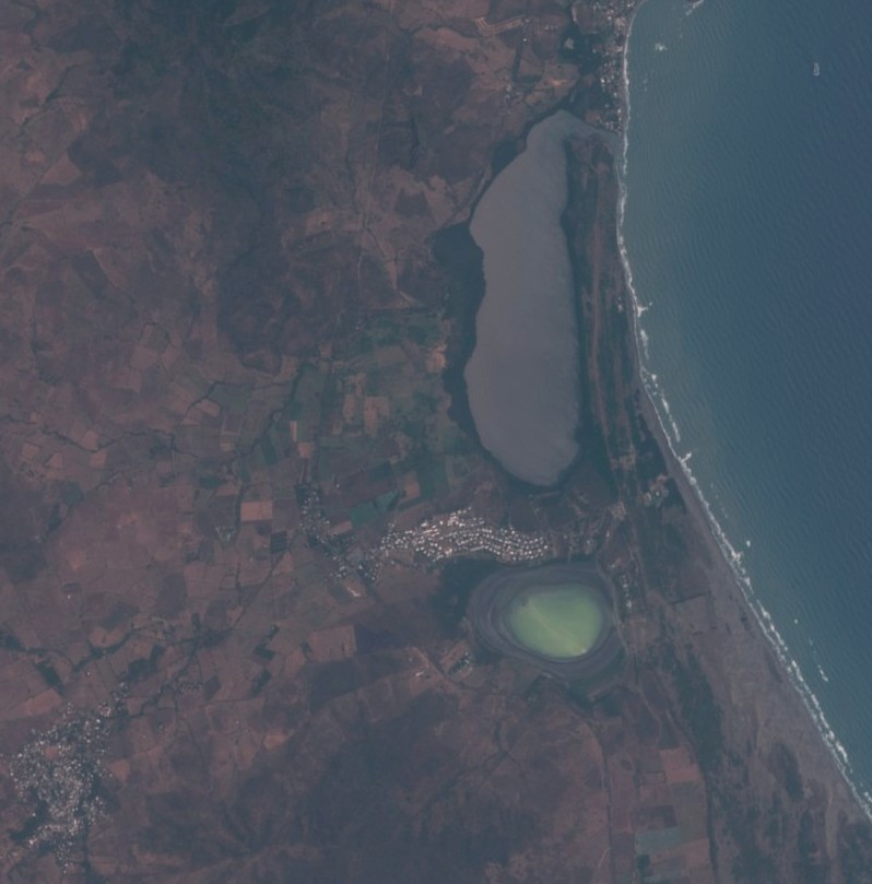 Laguna del Farallon on April 23, 2021. Credit: Copernicus EU/Sentinel-2, TW