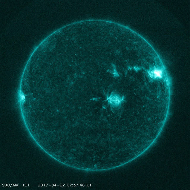 M5.3 solar flare on April 1, 2017 - SDO AIA 131
