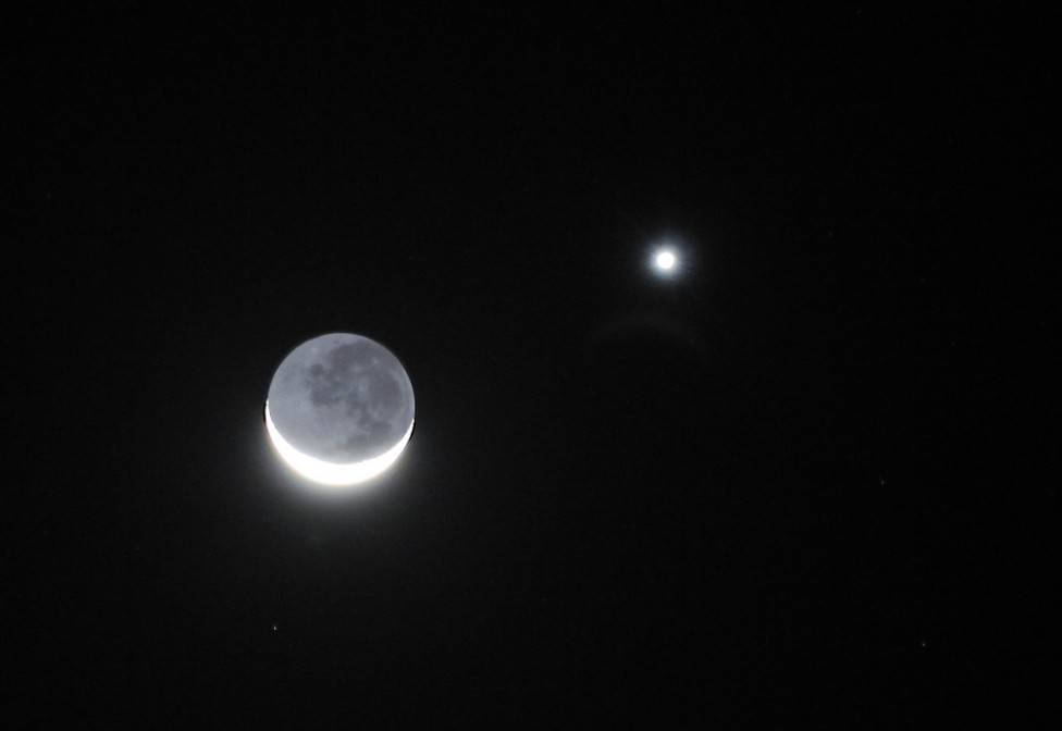 Moon-Venus conjunction February 27, 2009