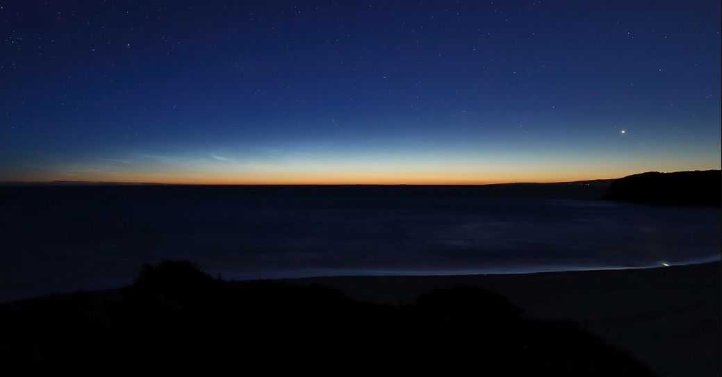 noctilucent-clouds-spotted-in-nz-dec-1-2019