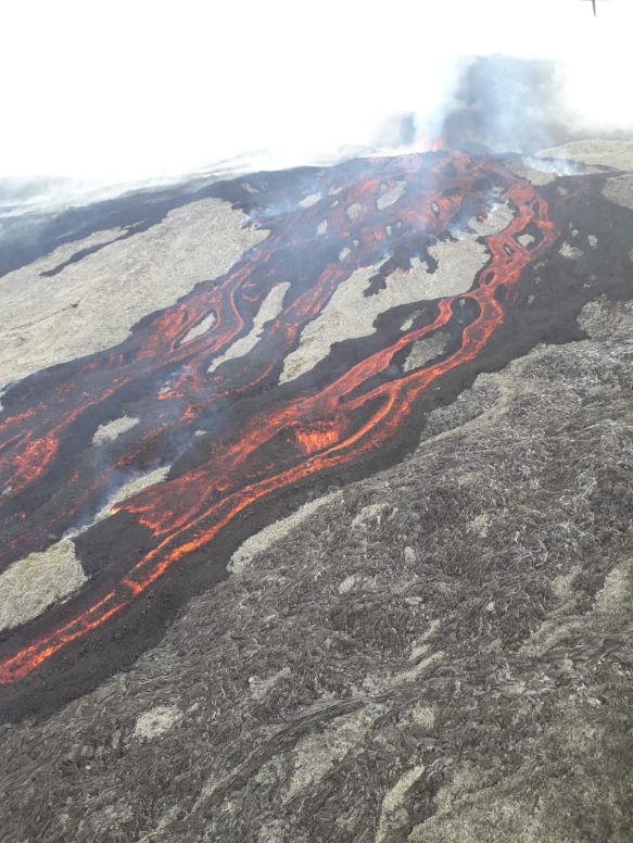 piton-de-la-fournaise-volcano-update-april-2-2020-6