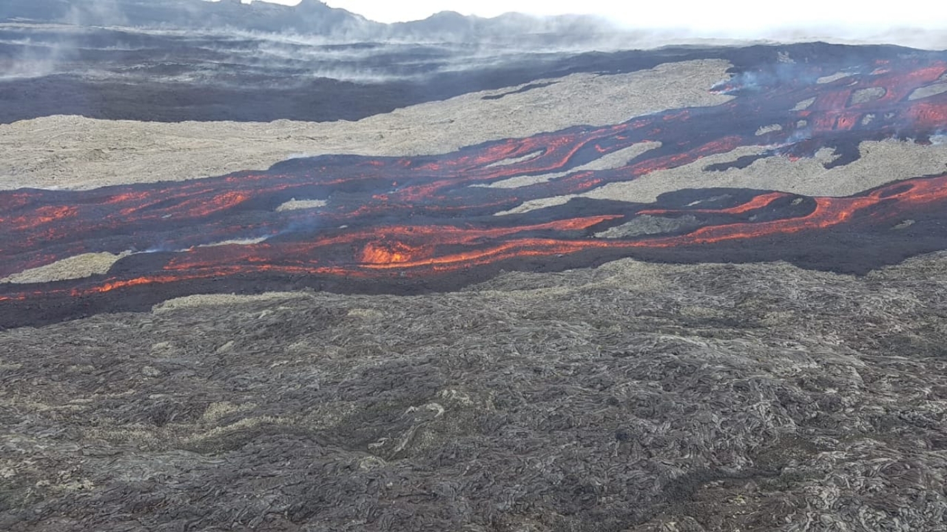 piton-de-la-fournaise-volcano-update-april-2-2020-7