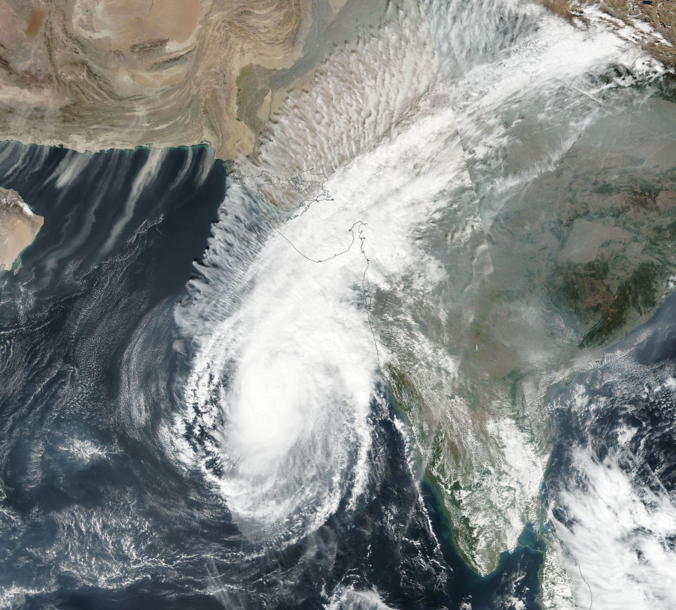 Severe Cyclonic Storm Ockhi on December 4, 2017