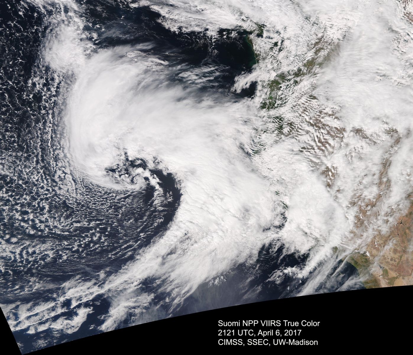 Powerful storm takes aim at California and the West